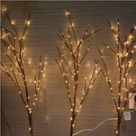 LED-beleuchtete Baumzweige